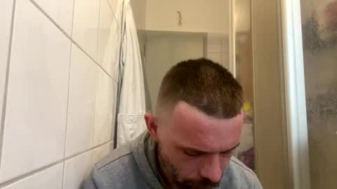 Snapshot of sawa08051989 chatting on October 10, 6:34 am chamomile online show from October 10, 6:34 am