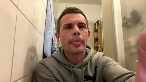 Snapshot of sawa08051989 chatting on November 14, 9:35 pm chamomile online show from November 14, 9:35 pm