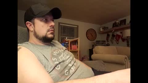 Snapshot of sb198 chatting on December 8, 11:19 pm sb198 online show from December 8, 11:19 pm