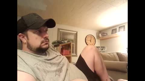 Snapshot of sb198 chatting on January 18, 2:58 am sb198 online show from January 18, 2:58 am