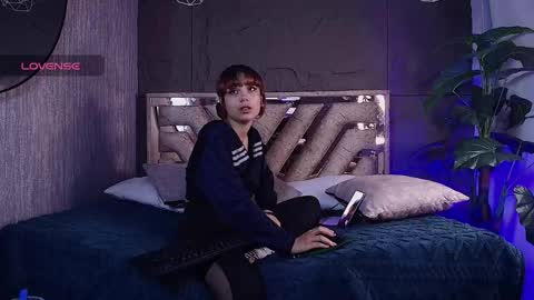 Scaiff online show from March 26, 2:17 am