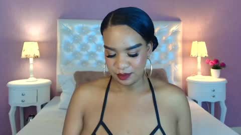 Snapshot of scarleett_fox_ chatting on September 24, 10:57 pm Scartlett online show from September 24, 10:57 pm