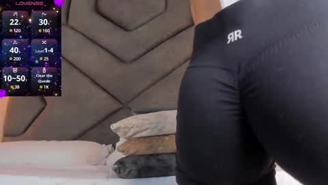 Snapshot of scarleett_johansson chatting on March 6, 1:58 am Scarlett online show from March 6, 1:58 am