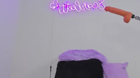 scarleett jones online show from March 6, 4:08 am