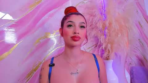 scarleett jones online show from February 15, 10:06 pm