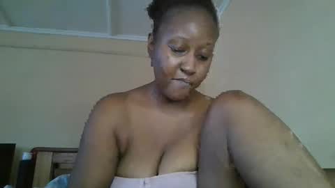 scarlet_25142359 online show from September 17, 9:55 am