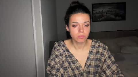 Snapshot of scarlet_daisy_ chatting on May 22, 7:15 am Sophie online show from May 22, 7:15 am