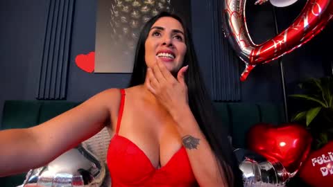 Scarlet Edwars online show from February 14, 10:47 pm