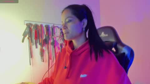 scarlet taylor kennedy online show from March 18, 10:24 pm