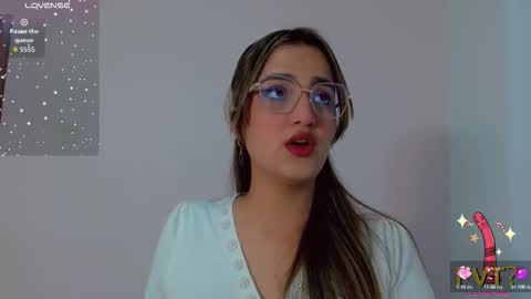 Snapshot of scarlet_rose__ chatting on September 20, 4:24 am Scarlet online show from September 20, 4:24 am