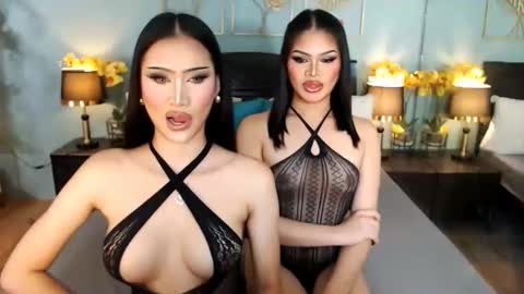 Snapshot of scarlet_snow_asian chatting on June 7, 7:28 pm Scarlet online show from June 7, 7:28 pm