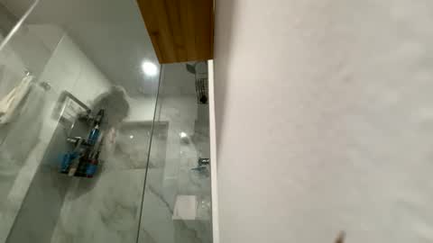 scarlet whisper online show from November 4, 5:01 pm