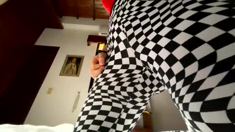 scarlet whisper online show from March 18, 8:34 pm