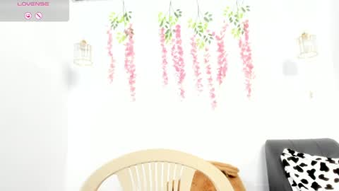 Scarlet online show from May 13, 12:57 pm