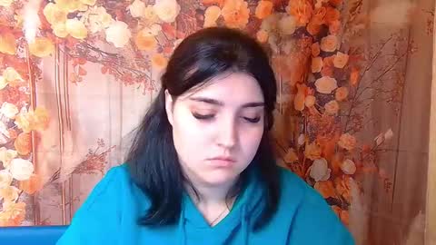 ScarletCargo online show from November 9, 5:44 pm