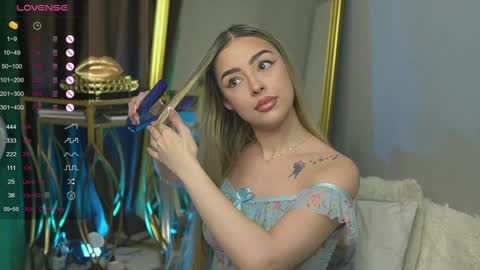 Scarlet online show from January 30, 10:41 pm