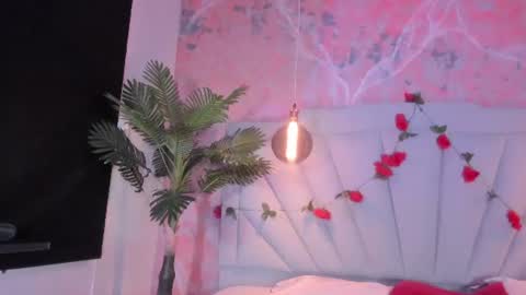 Snapshot of scarletdavis_ chatting on July 1, 12:07 pm Scarlet Dayana online show from July 1, 12:07 pm