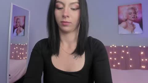 Scarlet  online show from July 16, 4:07 am