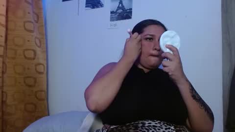scarleth_69_ online show from July 18, 4:33 pm