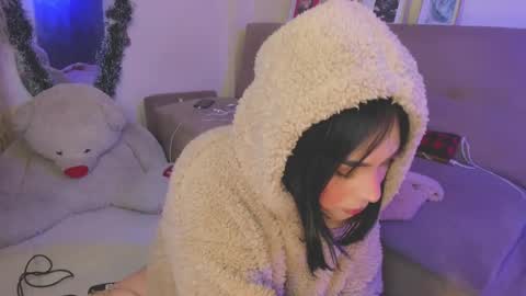 Scarleth... but not Scarleth Johansson. online show from January 3, 1:27 am