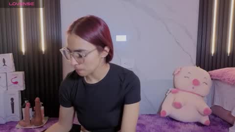 I am  Scarleth  Check mi profile online show from November 6, 12:06 pm