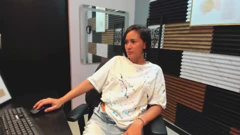 Snapshot of scarlethfoxx_ chatting on July 26, 7:54 pm scarlethfoxx_ online show from July 26, 7:54 pm