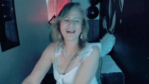 S C A R L E T online show from December 11, 9:12 pm