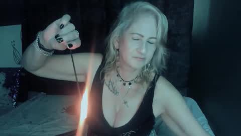 S C A R L E T online show from September 9, 11:43 am