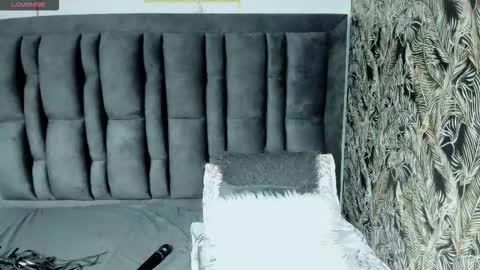 S C A R L E T online show from October 13, 11:32 am