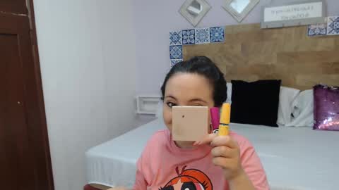 scarlet  online show from September 20, 10:05 am