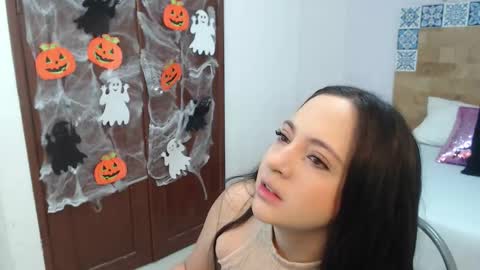 scarlet  online show from October 14, 10:27 am