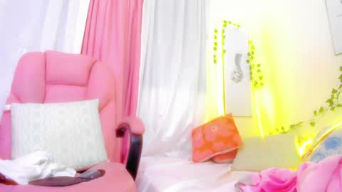 Scarletliz online show from December 18, 1:59 am