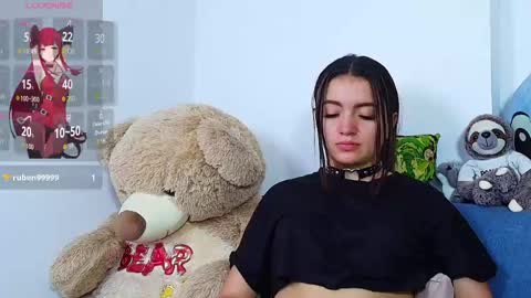 Scarlet online show from April 14, 6:36 pm