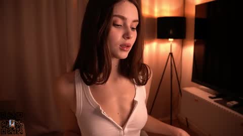 Scarlet online show from January 12, 8:47 pm