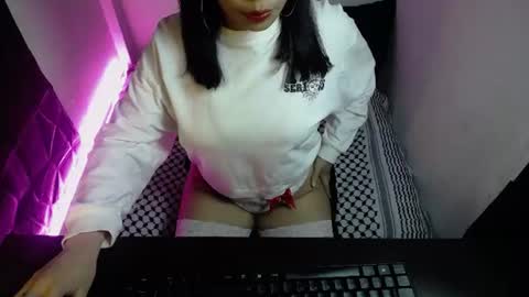 scarletqueen_bj online show from June 22, 1:41 pm