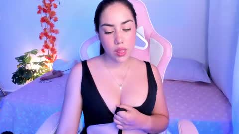 Scarlett Evans online show from July 1, 10:09 pm