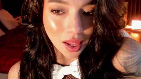 juli online show from February 12, 11:33 pm