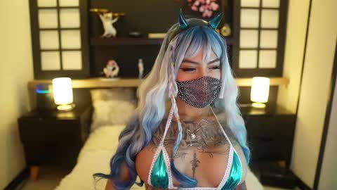 Scarlett Collins online show from November 18, 1:00 am