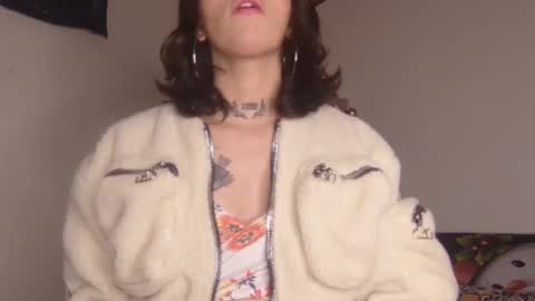 scarlet online show from January 6, 9:18 pm