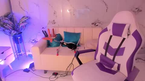 scarlett_enjoy1 online show from September 15, 12:38 pm