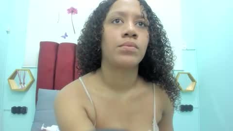 scarlett_fox20 online show from November 1, 12:51 pm