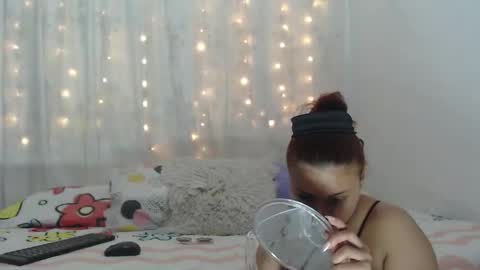 Snapshot of scarlett_grace_ chatting on February 12, 3:07 pm scarlett online show from February 12, 3:07 pm