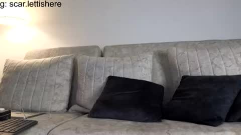 Snapshot of scarlett_is_here chatting on June 23, 1:25 am scarlett_is_here online show from June 23, 1:25 am