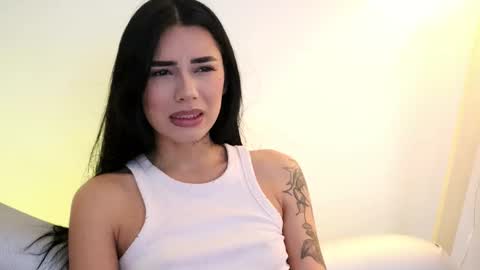 Lauren Scarlett online show from October 23, 8:40 pm