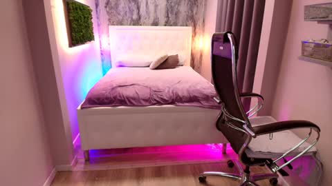 Scarlett online show from January 23, 2:50 pm