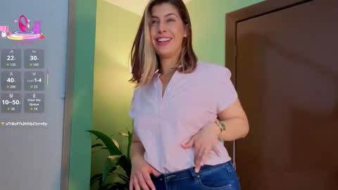 Snapshot of scarlett_moore_ chatting on March 5, 5:42 pm Scarlett online show from March 5, 5:42 pm