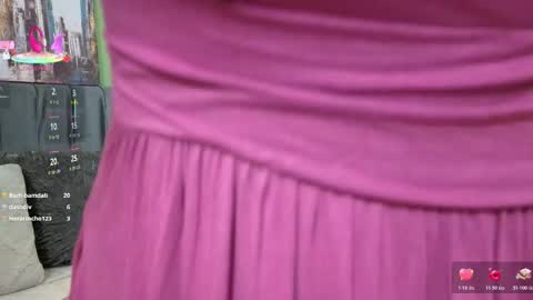 Snapshot of scarlett_moore_ chatting on March 6, 5:09 pm Scarlett online show from March 6, 5:09 pm