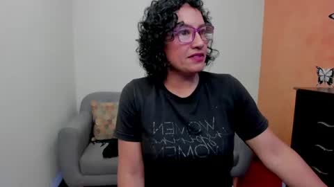 Snapshot of scarlett_sax chatting on June 26, 12:26 am Scarlett sax online show from June 26, 12:26 am