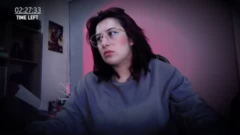 Snapshot of scarlett_sen chatting on July 14, 2:12 pm Mistress Scarlett online show from July 14, 2:12 pm
