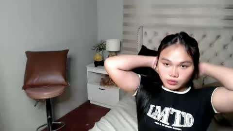    online show from April 15, 8:10 am